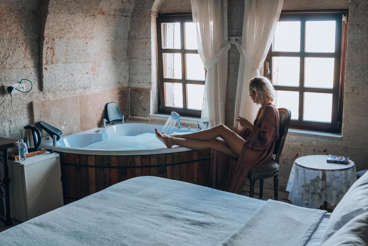 Karma Cappadocia Bed and Breakfast Üçhisar Buitenkant foto