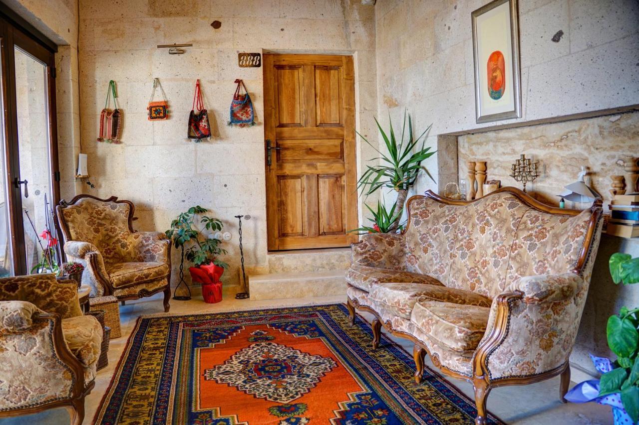 Karma Cappadocia Bed and Breakfast Üçhisar Buitenkant foto